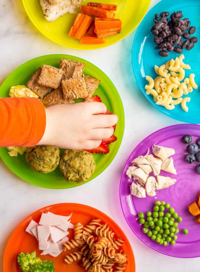 Mealtime Challenges with a Toddler on the Autism Spectrum ( ઓટિઝમ સાથેના ટોડ્લરના મીલટાઇમની મુશ્કેલીઓ કેવી રીતે પાર કરવી )
